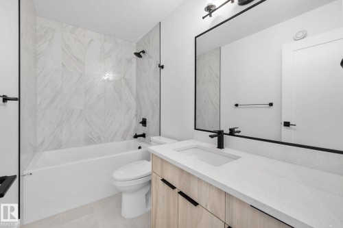 153 Caledon Crescent, Spruce Grove, AB - Indoor Photo Showing Bathroom