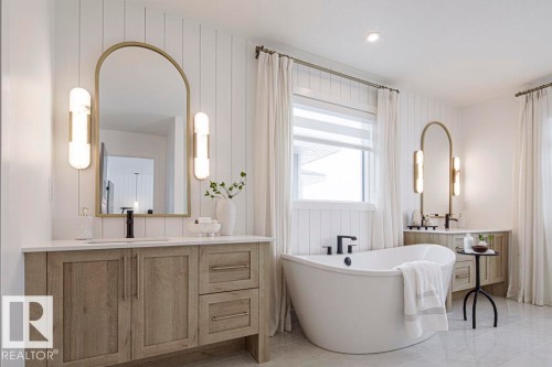 4551 Warbler Loop, Edmonton, AB - Indoor Photo Showing Bathroom