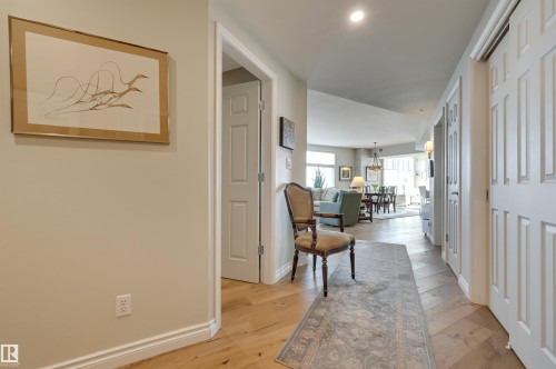 1003 9020 Jasper Avenue, Edmonton, AB - Indoor Photo Showing Other Room