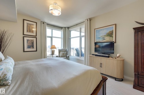 1003 9020 Jasper Avenue, Edmonton, AB - Indoor Photo Showing Bedroom