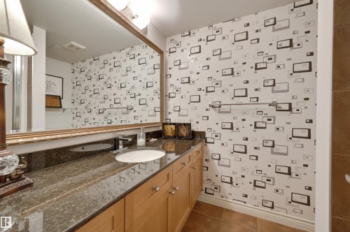 1003 9020 Jasper Avenue, Edmonton, AB - Indoor Photo Showing Bathroom