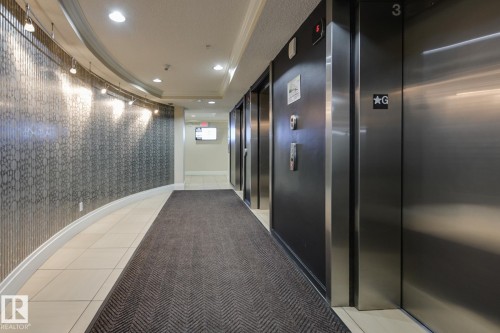 1003 9020 Jasper Avenue, Edmonton, AB - Indoor Photo Showing Other Room