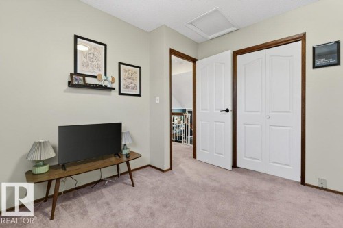 17525 92 Street, Edmonton, AB - Indoor