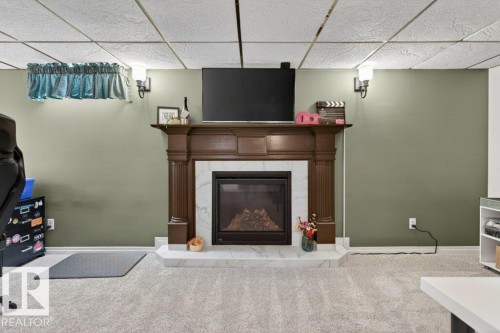 17525 92 Street, Edmonton, AB - Indoor With Fireplace