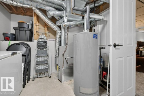17525 92 Street, Edmonton, AB - Indoor Photo Showing Laundry Room