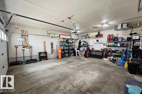 17525 92 Street, Edmonton, AB - Indoor Photo Showing Garage