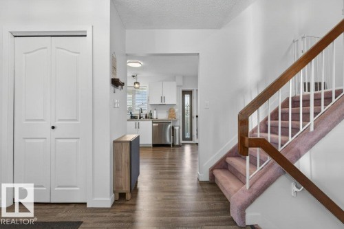 17525 92 Street, Edmonton, AB - Indoor Photo Showing Other Room