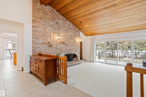 258 Greenoch Crescent, Edmonton, AB - Indoor Photo Showing Other Room