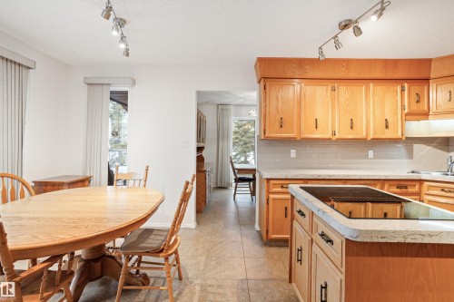 258 Greenoch Crescent, Edmonton, AB - Indoor