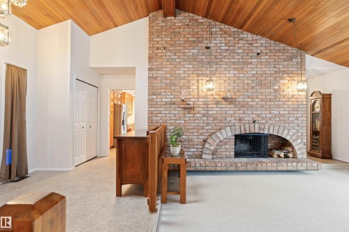 258 Greenoch Crescent, Edmonton, AB - Indoor With Fireplace