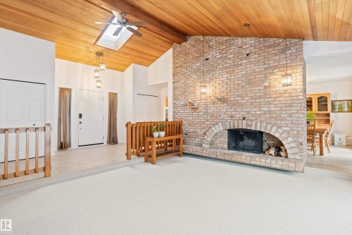 258 Greenoch Crescent, Edmonton, AB - Indoor With Fireplace