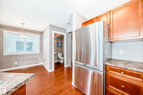 15152 33 Street, Edmonton, AB - Indoor Photo Showing Kitchen