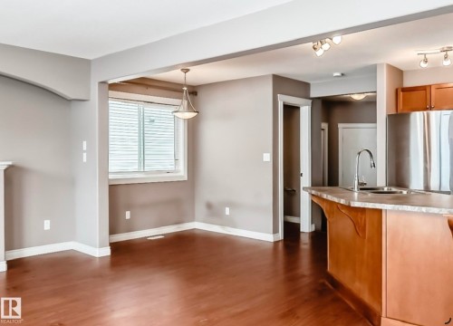 15152 33 Street, Edmonton, AB - Indoor Photo Showing Kitchen