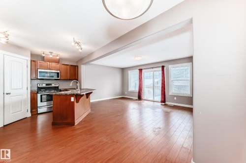 15152 33 Street, Edmonton, AB - Indoor Photo Showing Kitchen