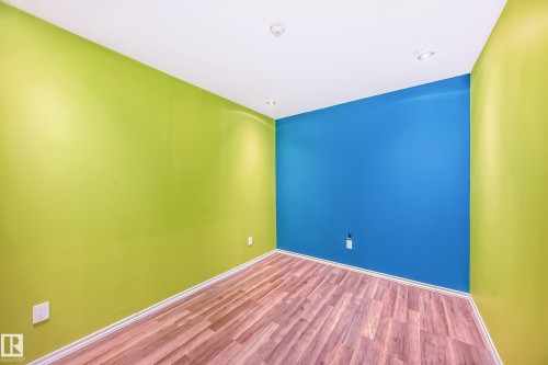 15152 33 Street, Edmonton, AB - Indoor