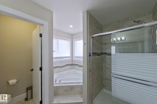 5512 64 Street, Beaumont, AB - Indoor Photo Showing Bathroom