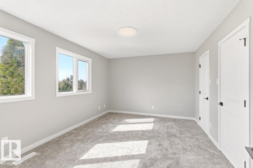 1412 Knottwood Road E, Edmonton, AB - Indoor Photo Showing Other Room