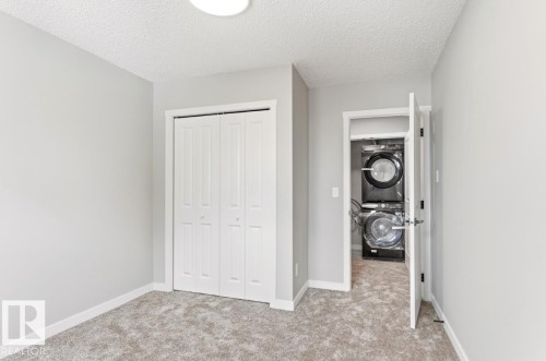 1412 Knottwood Road E, Edmonton, AB - Indoor