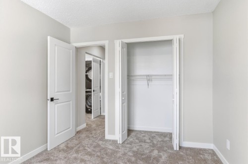 1412 Knottwood Road E, Edmonton, AB - Indoor