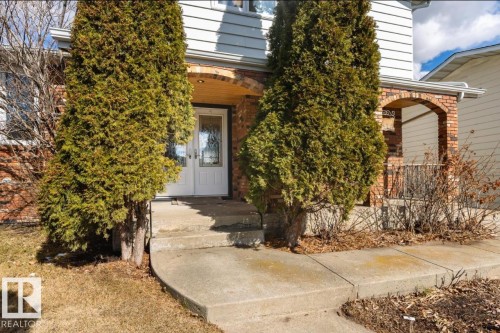 1412 Knottwood Road E, Edmonton, AB - Outdoor