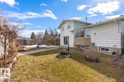 1412 Knottwood Road E, Edmonton, AB - Outdoor