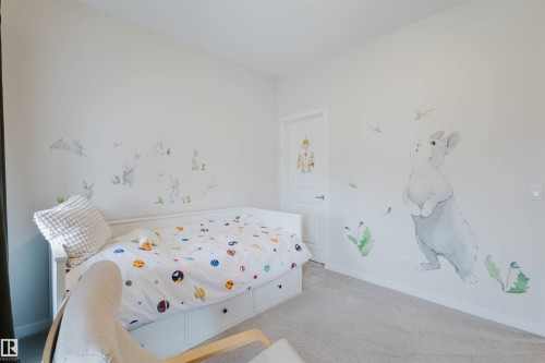 3408 Checknita Terrace, Edmonton, AB - Indoor Photo Showing Bedroom