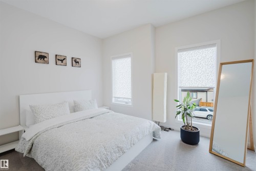 3408 Checknita Terrace, Edmonton, AB - Indoor Photo Showing Bedroom