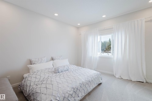 3408 Checknita Terrace, Edmonton, AB - Indoor Photo Showing Bedroom