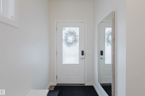 3408 Checknita Terrace, Edmonton, AB - Indoor Photo Showing Other Room