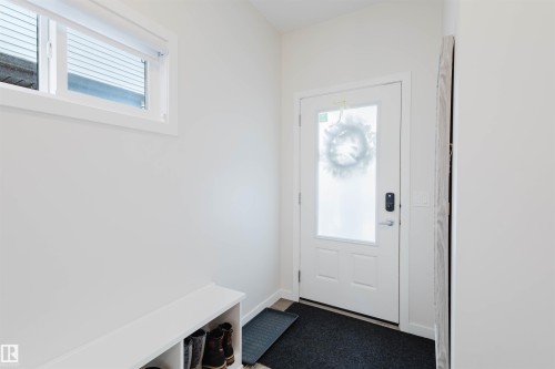 3408 Checknita Terrace, Edmonton, AB - Indoor Photo Showing Other Room