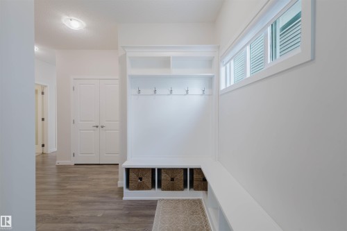 3408 Checknita Terrace, Edmonton, AB - Indoor Photo Showing Other Room