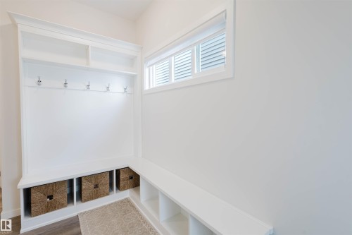 3408 Checknita Terrace, Edmonton, AB - Indoor Photo Showing Other Room