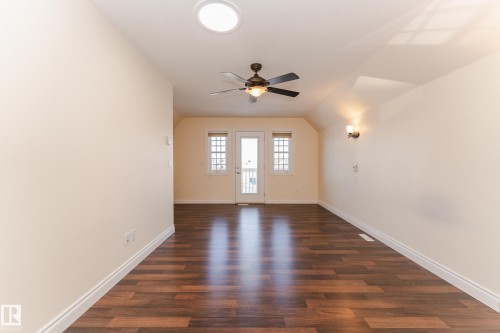 5512 Conestoga, Edmonton, AB - Indoor Photo Showing Other Room