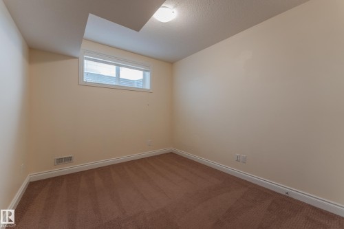 5512 Conestoga, Edmonton, AB - Indoor Photo Showing Other Room