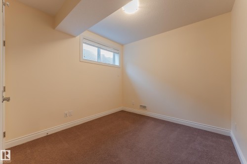5512 Conestoga, Edmonton, AB - Indoor Photo Showing Other Room