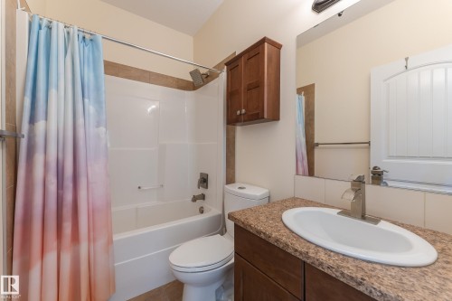 5512 Conestoga, Edmonton, AB - Indoor Photo Showing Bathroom