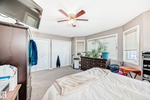 16737 60St, Edmonton, AB - Indoor Photo Showing Bedroom