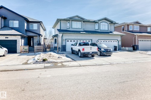 16737 60St, Edmonton, AB - Outdoor With Facade