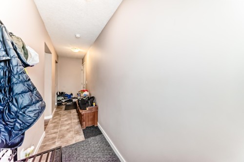16737 60St, Edmonton, AB - Indoor Photo Showing Other Room