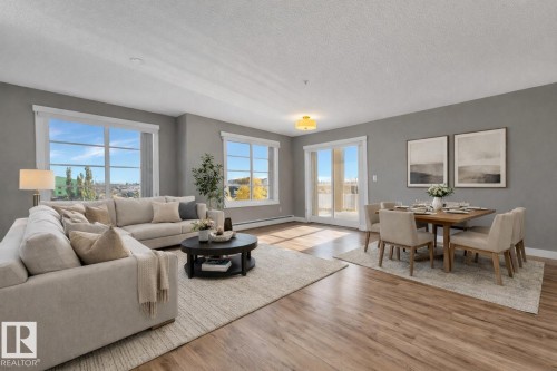 319 3670 139 Avenue, Edmonton, AB - Indoor Photo Showing Living Room