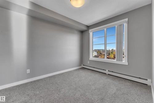 319 3670 139 Avenue, Edmonton, AB - Indoor Photo Showing Other Room