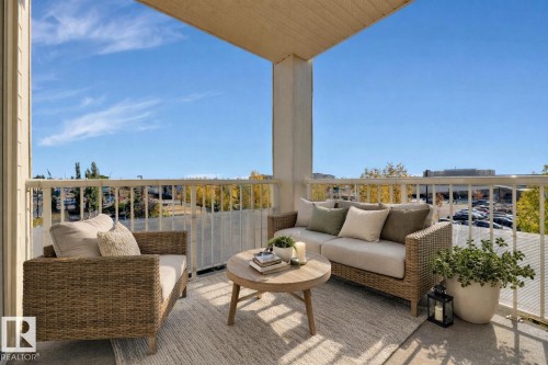 319 3670 139 Avenue, Edmonton, AB -  Photo Showing Living Room