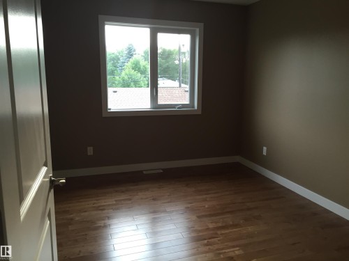 12226 88 Street Nw, Edmonton, AB - Indoor Photo Showing Other Room
