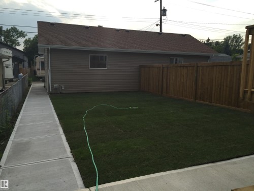 12224 88 Street Nw, Edmonton, AB - Outdoor