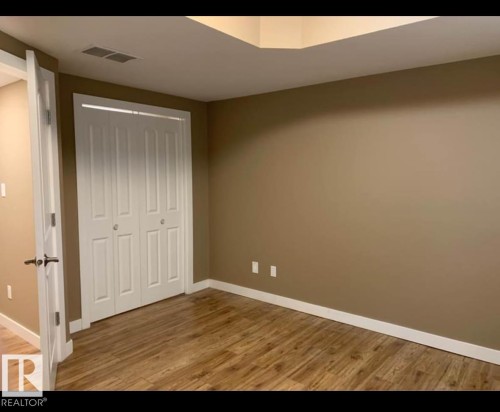 12224 88 Street Nw, Edmonton, AB - Indoor Photo Showing Other Room