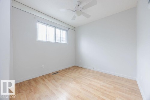 4324 70 Street, Edmonton, AB - Indoor Photo Showing Other Room