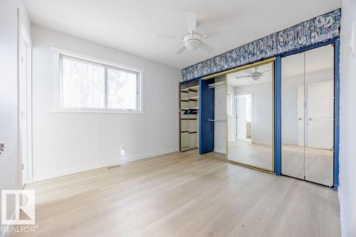 4324 70 Street, Edmonton, AB - Indoor Photo Showing Other Room