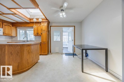 4324 70 Street, Edmonton, AB - Indoor Photo Showing Other Room