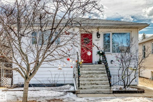 10837 65 Avenue, Edmonton, AB - Outdoor