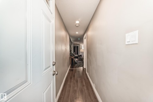 10837 65 Avenue, Edmonton, AB - Indoor Photo Showing Other Room